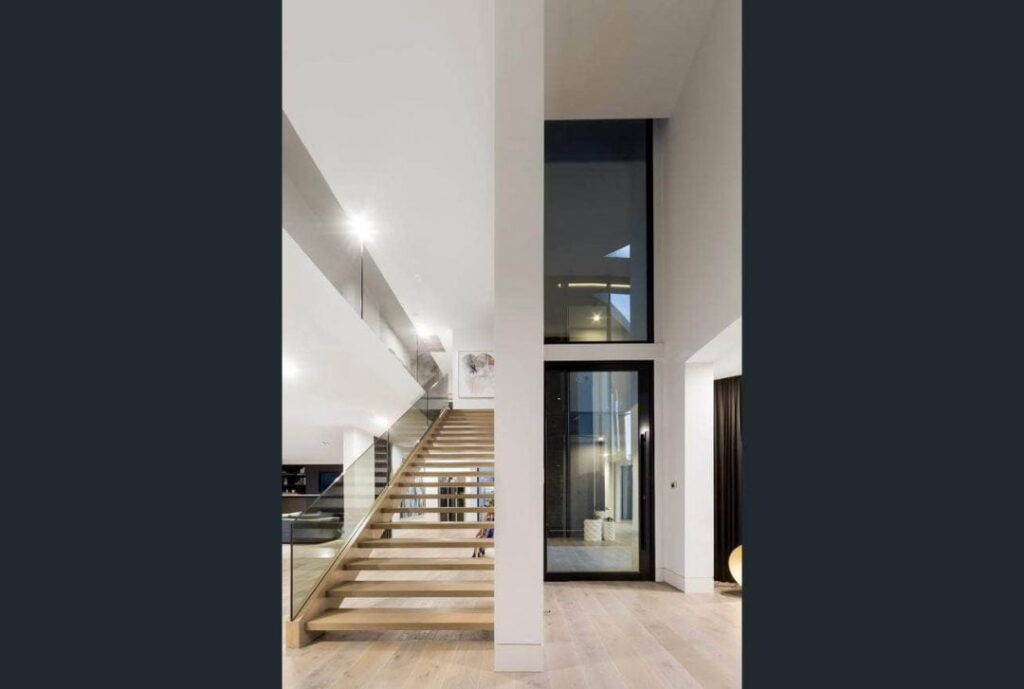 7-Teringa-Place5-1080x727