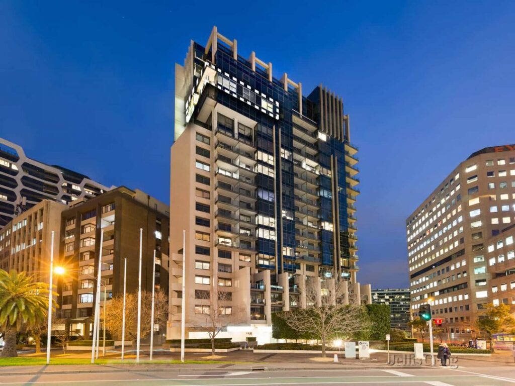 Hallmark-Apartments-1080x810