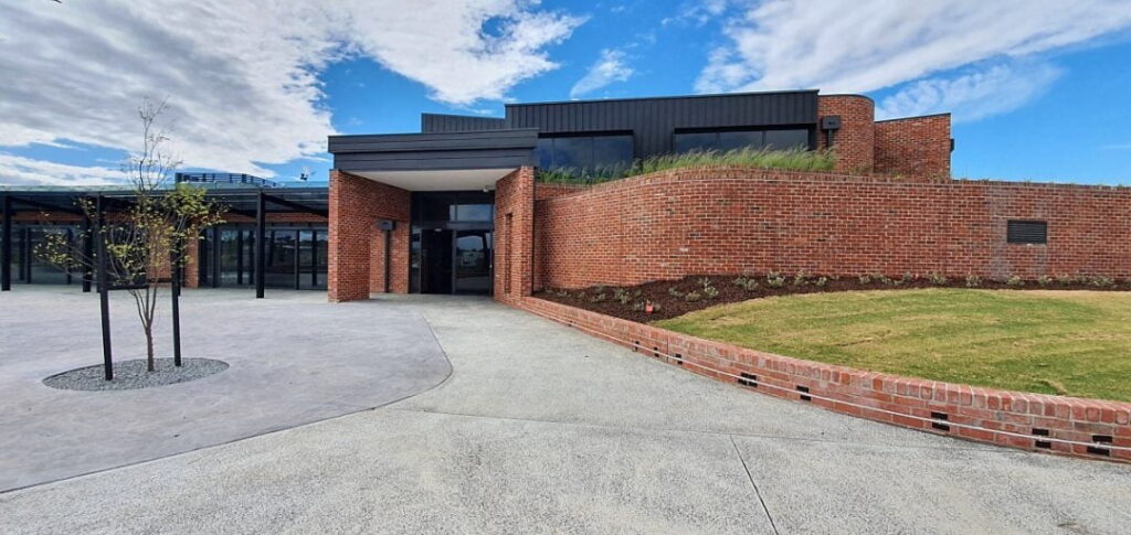 Cranbourne-West-Community-Centre-Intrax-2-1080x512