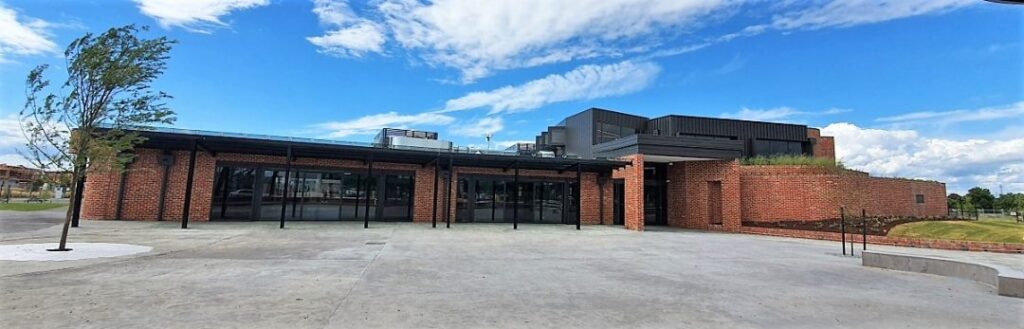 Cranbourne-West-Community-Centre-Intrax-4-1080x347